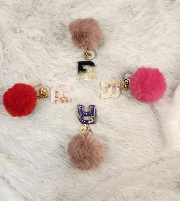 'R' Pom Pom Keychain